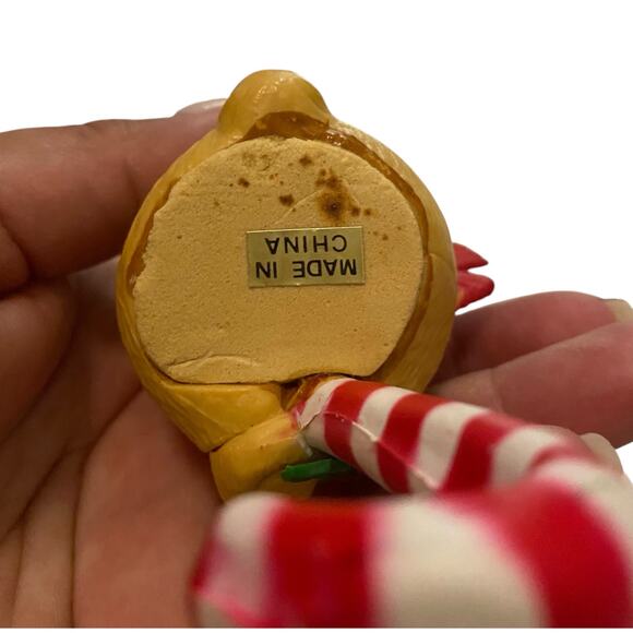 Set of TWO 4" Tall Adorable Vintage Hard Plastic Christmas Stocking Hangers - Picture 13 of 13